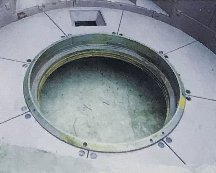 组装绝热层扇形盖、内气封环、缝隙气封装置